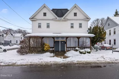 65-67 Bunn St, Amsterdam, NY 12010