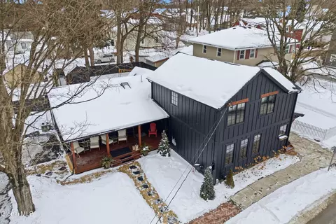 278 Nelson Ave, Saratoga Springs, NY 12866
