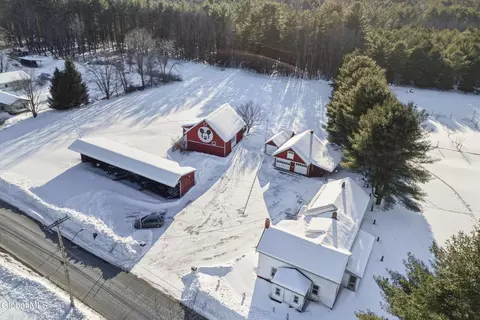 122 Houseman St, Mayfield, NY 12117