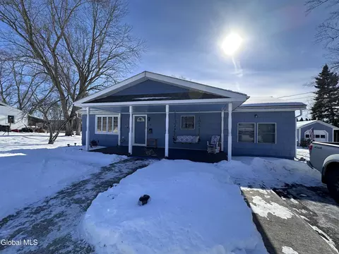34-36 Elizabeth St, Whitehall, NY 12887