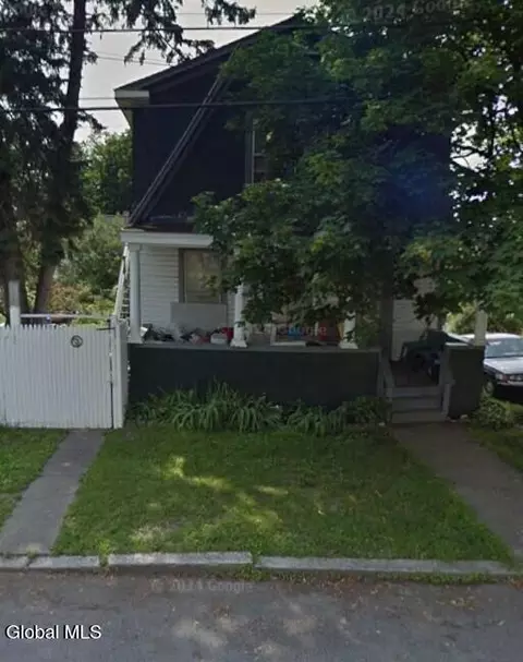 255 Stow Ave, Troy, NY 12180