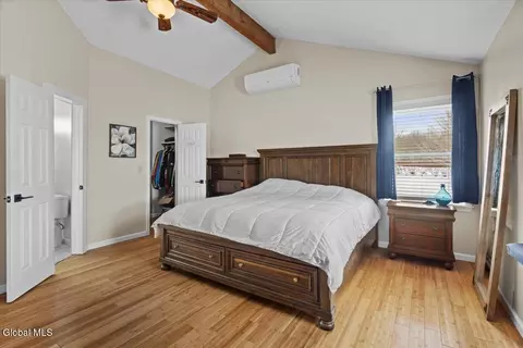 Bedroom - 23 Fox Knoll Way, Hampton, NY 12837 photo 4 of 6