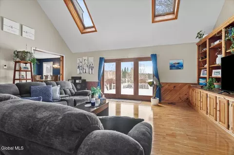 Living - 23 Fox Knoll Way, Hampton, NY 12837 photo 3 of 3