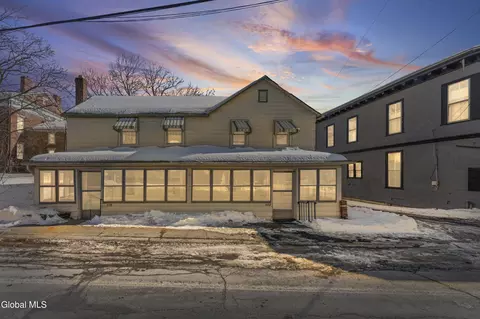 115 N Washington St, Athens, NY 12015