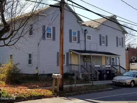 6 E Broadway St, Salem, NY 12865