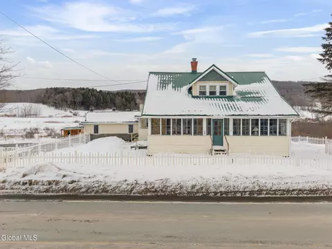 552 N Harpersfield Rd, Jefferson, NY 12093
