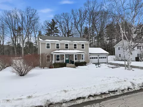 32 Friar Tuck Way, Saratoga Springs, NY 12866