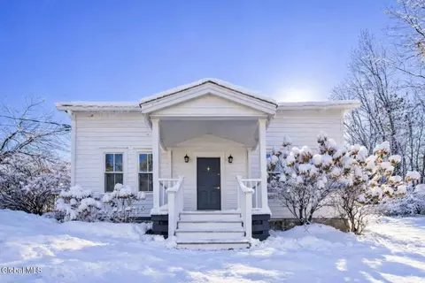 1384 Arnolds Mills Rd, Chatham, NY 12075