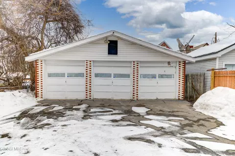 Exterior - 609 Mcclellan St, Schenectady, NY 12304 photo 5 of 5