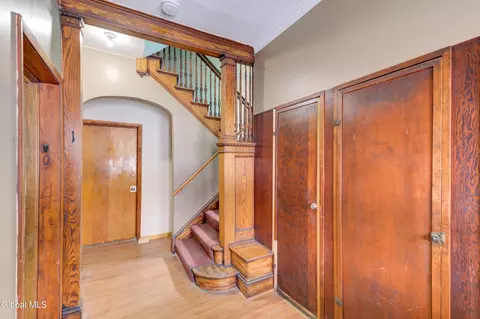 Entry Way - 609 Mcclellan St, Schenectady, NY 12304 photo 2 of 9