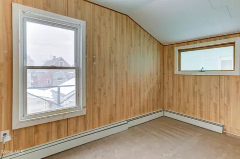 Bedroom - 609 Mcclellan St, Schenectady, NY 12304 photo 5 of 9