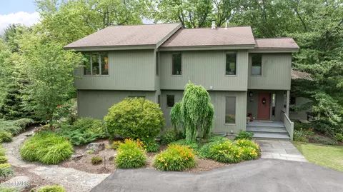 54 Hillcrest Dr, East Berne, NY 12059