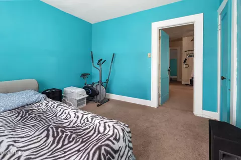Bedroom - 1149 Sumner Ave, Schenectady, NY 12309 photo 5 of 7