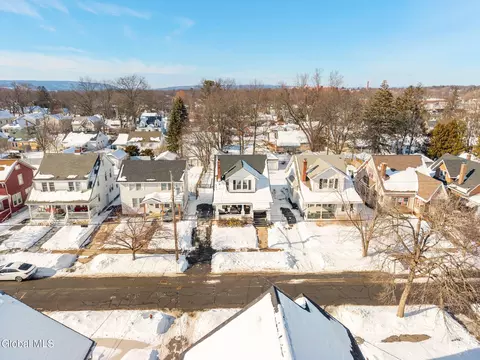 View/Area - 1149 Sumner Ave, Schenectady, NY 12309 photo 2 of 2