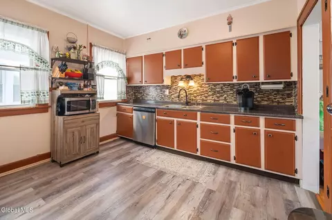 Kitchen - 1149 Sumner Ave, Schenectady, NY 12309 photo 1 of 3