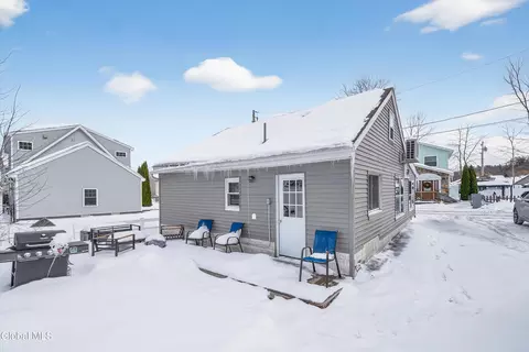 Exterior - 107 4th St, Saratoga Springs, NY 12866 photo 10 of 10