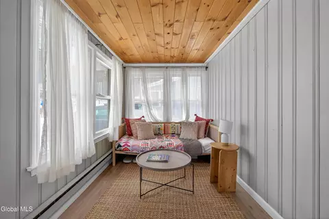 Exterior - 107 4th St, Saratoga Springs, NY 12866 photo 3 of 10