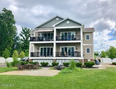 103 Point Breeze Rd # B, Saratoga Springs, NY 12866
