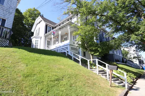 26 Younglove Ave, Cohoes, NY 12047