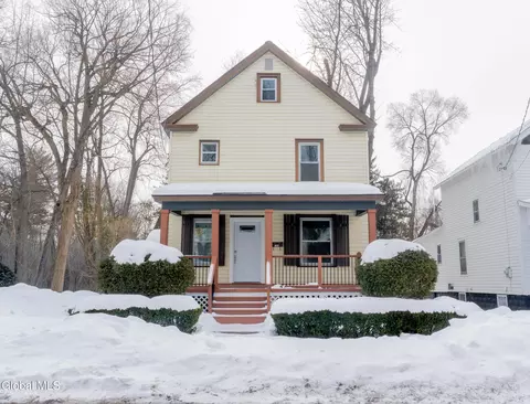 126 Manchester Rd, Schenectady, NY 12304