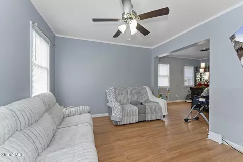 Entry Way - 494 Hulett St, Schenectady, NY 12307 photo 2 of 4