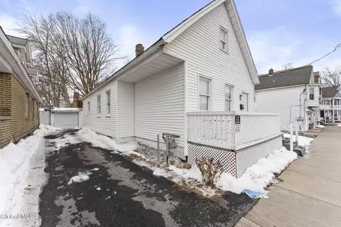 Other - 494 Hulett St, Schenectady, NY 12307 photo 2 of 10