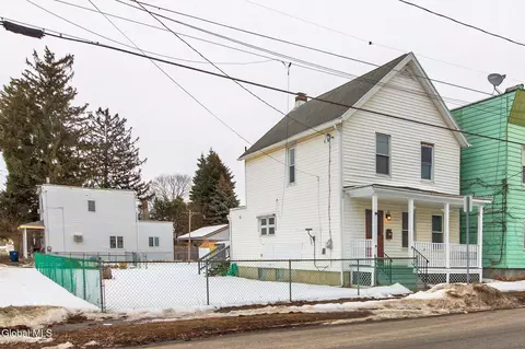 133 Bridge Ave, Cohoes, NY 12047
