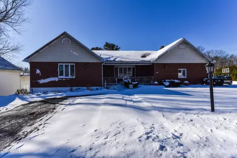 62 Monroe Ave, Albany, NY 12203