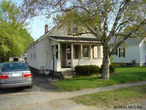 3 E 6th St, South Glens Falls, NY 12803