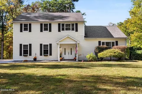893 Schodack Landing Rd, Schodack Landing, NY 12156