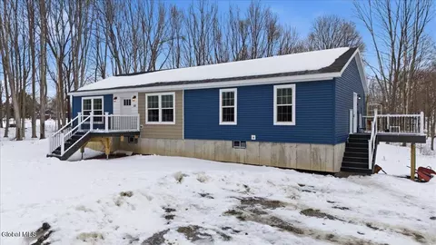 68 Gronczniak Rd, Stillwater, NY 12170