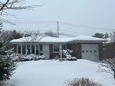 11 Westford St, Albany, NY 12208