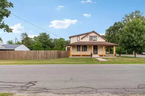1297 Floral Ave, Schenectady, NY 12306