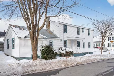 177 Elm St, Saratoga Springs, NY 12866