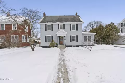 1295 Myron St, Niskayuna, NY 12309