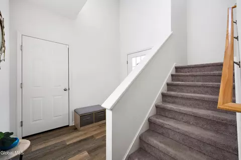 Entry Way - 1002 Grayson Pl, Schenectady, NY 12302 photo 2 of 4
