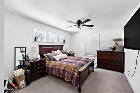 Bedroom - 1002 Grayson Pl, Schenectady, NY 12302 photo 1 of 4