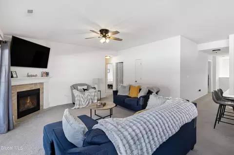 Living - 1002 Grayson Pl, Schenectady, NY 12302 photo 1 of 3