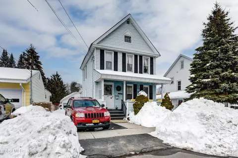 121 E Fourth Ave, Johnstown, NY 12095