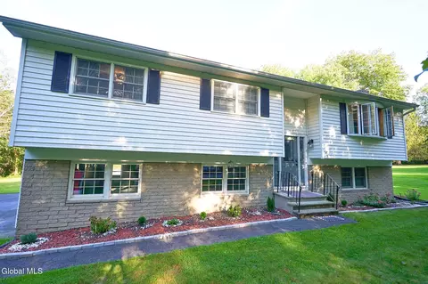 148 Herrick Rd, Valatie, NY 12184