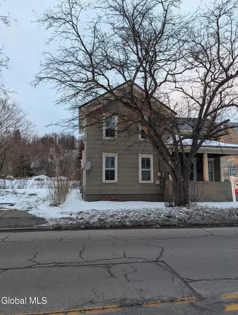 92 Reid St, Fort Plain, NY 13339