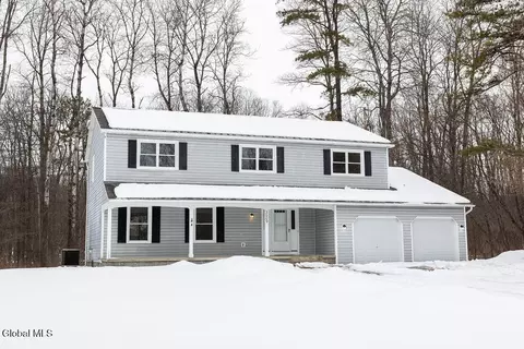 3009 Acorn Ct, Schenectady, NY 12303