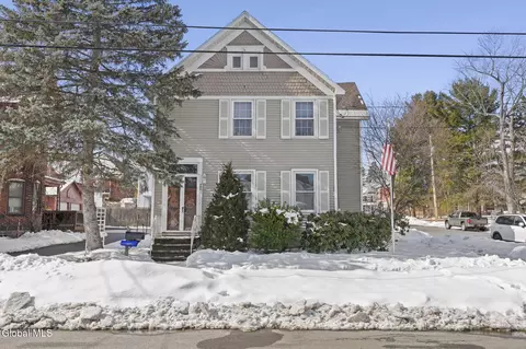 221 N 3rd Ave, Mechanicville, NY 12118
