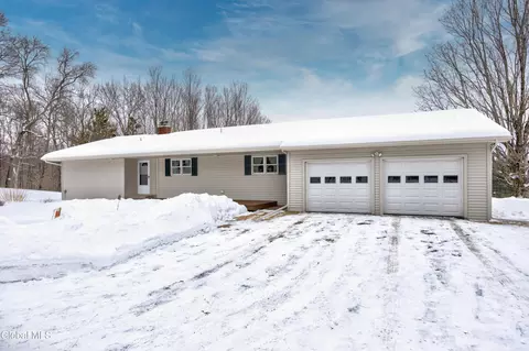 94 Joe Bean Rd, Salem, NY 12865