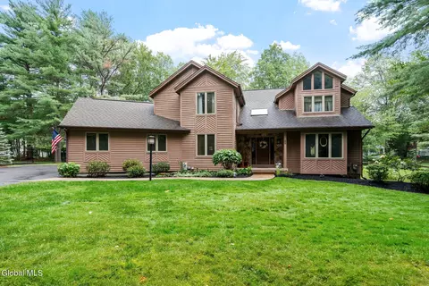 99 Boyack Rd, Clifton Park, NY 12065