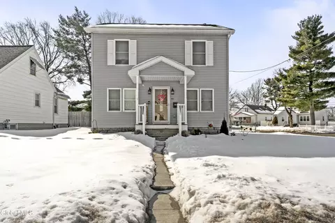 12 Lawndale Ave, Schenectady, NY 12306