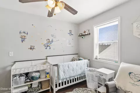 Bedroom - 12 Lawndale Ave, Schenectady, NY 12306 photo 2 of 6