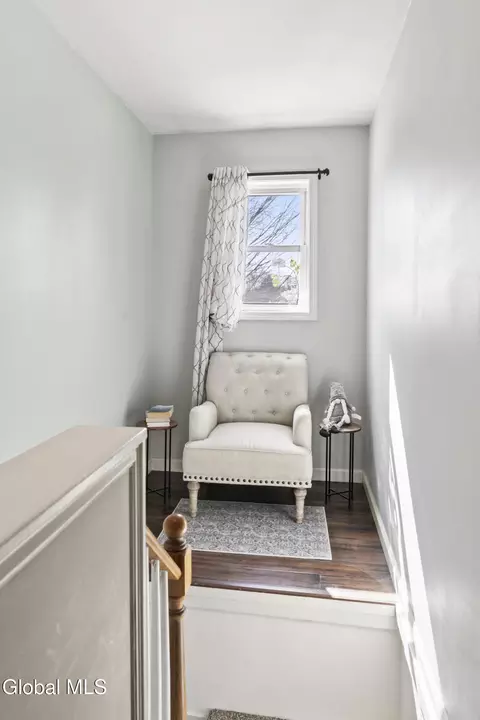 Entry Way - 12 Lawndale Ave, Schenectady, NY 12306 photo 1 of 2
