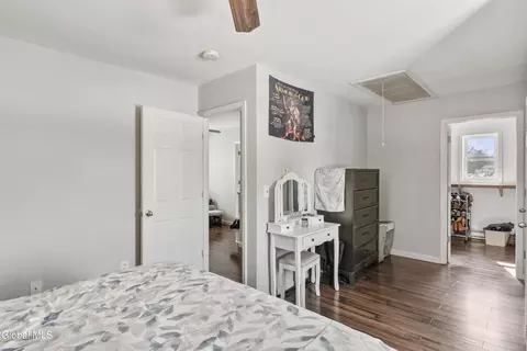 Bedroom - 12 Lawndale Ave, Schenectady, NY 12306 photo 4 of 6