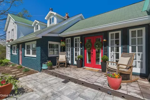 187 E Shore Rd, Delanson, NY 12053